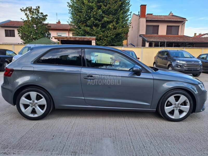 Audi A3 POGLEDATI TEXT