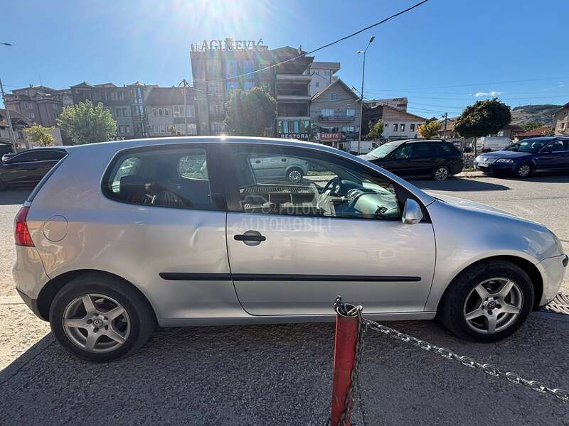 Volkswagen Golf 5 