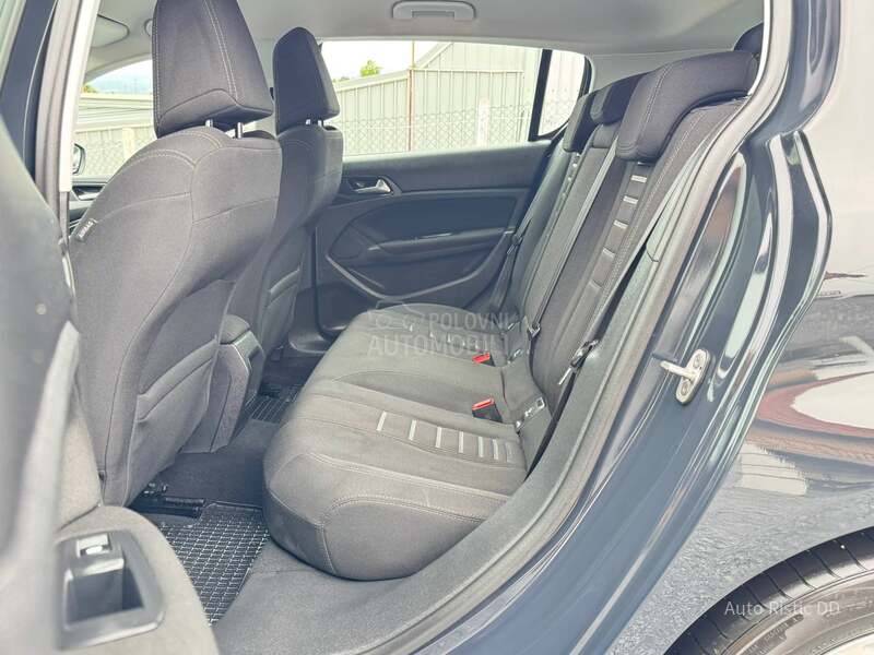 Peugeot 308 1.6 EHDI BESPREK0RAN