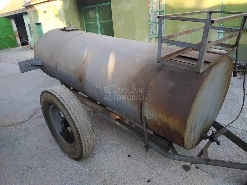 Cisterna za gorivo 1800l