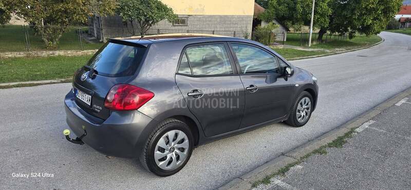 Toyota Auris 1.4 d4d CENA HIT