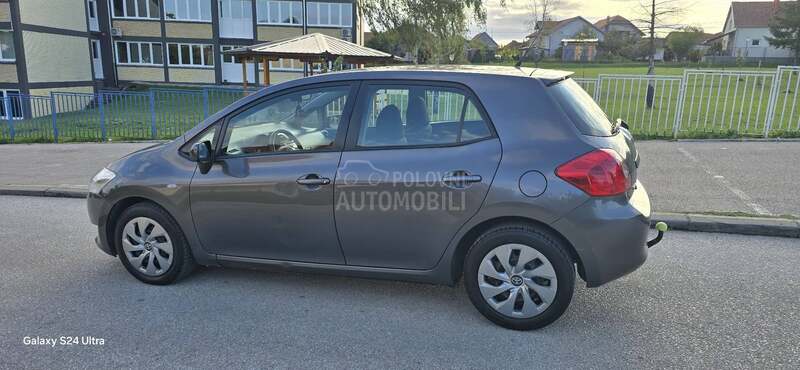 Toyota Auris 1.4 d4d CENA HIT