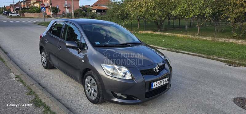 Toyota Auris 1.4 d4d CENA HIT