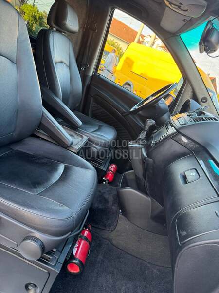 Mercedes Benz Viano 