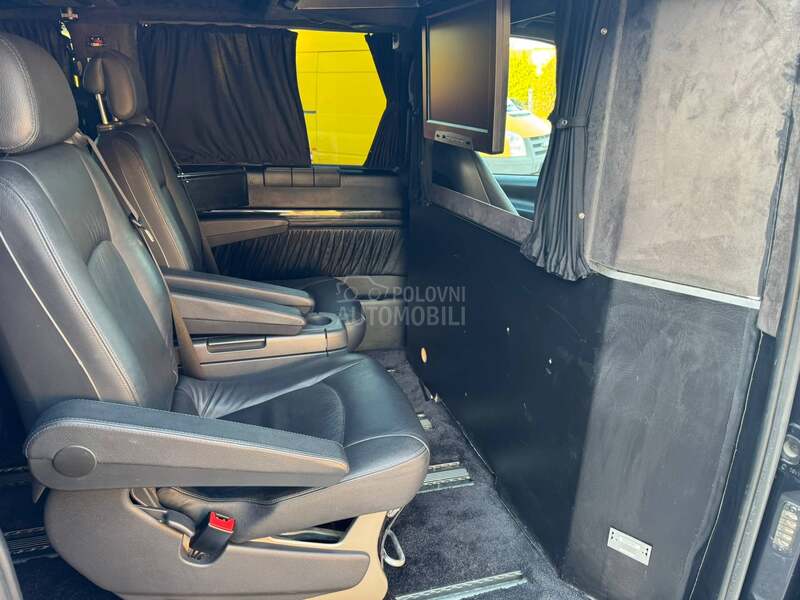 Mercedes Benz Viano 