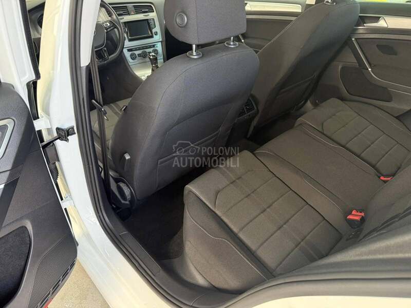 Volkswagen Golf 7 1.4/R line/CH