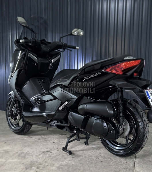 Yamaha X Max 250