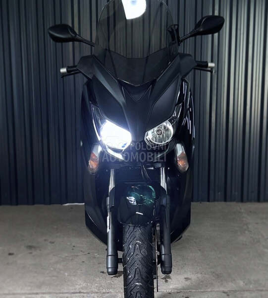 Yamaha X Max 250