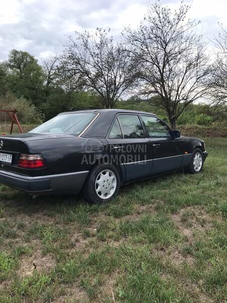 Mercedes Benz W124 