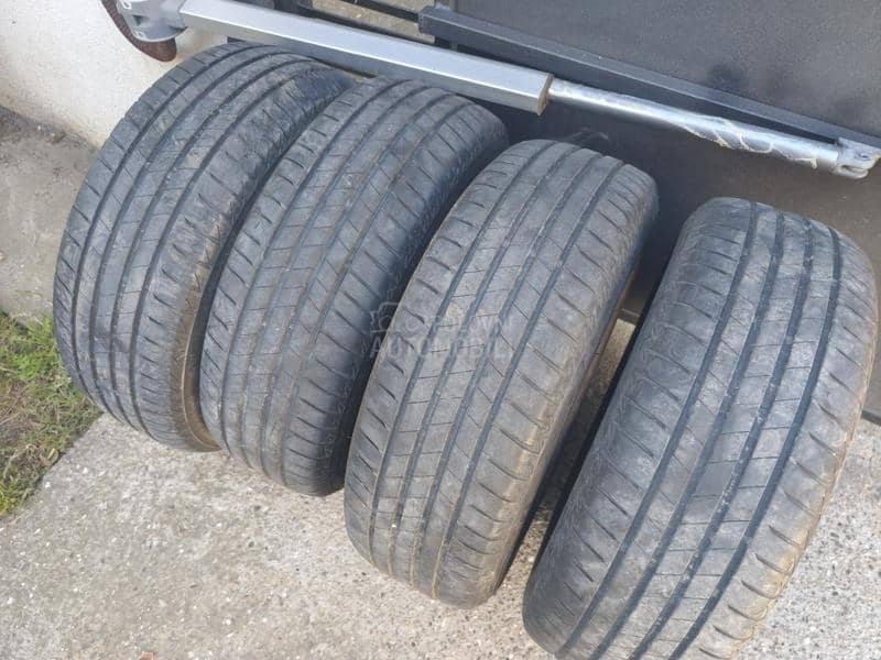 Bridgestone 195/65 R15 Letnja