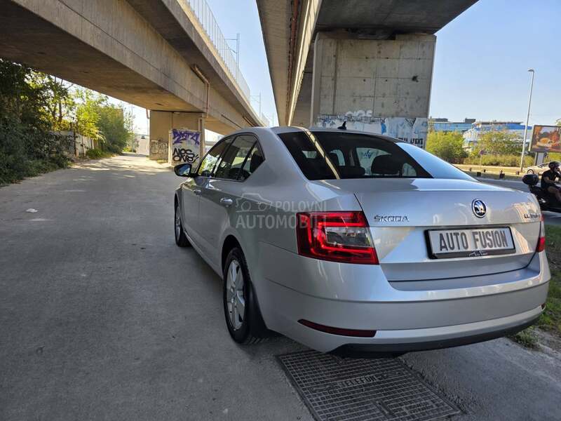 Škoda Octavia 1.6 TDI AMBITION
