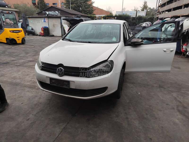 Volkswagen Golf 6 2010. god. -  kompletan auto u delovima