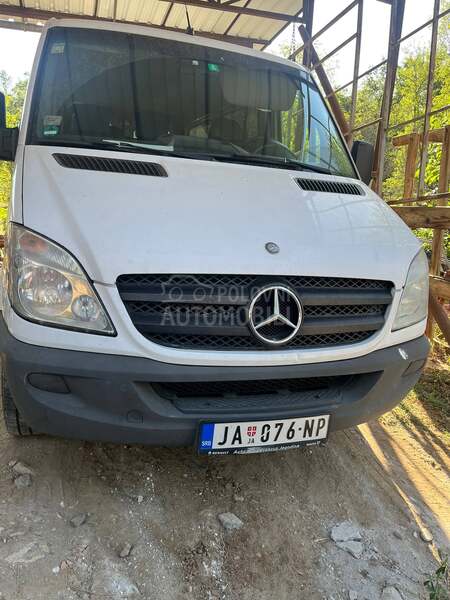 Mercedes Benz Sprinter 