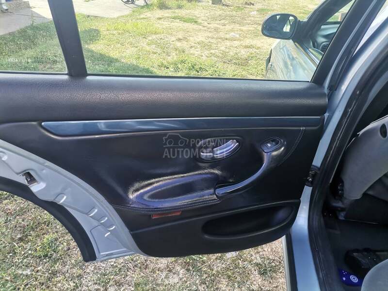 Peugeot 406 