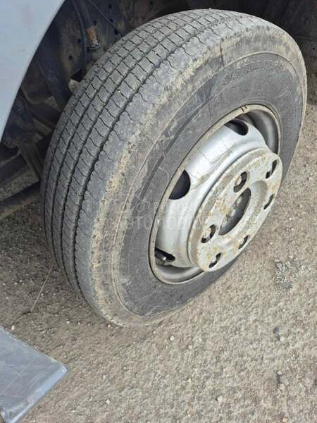 Mercedes Benz Atego 818
