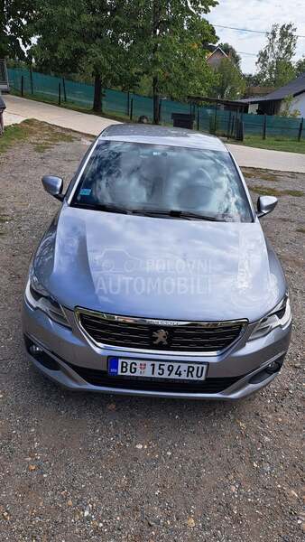 Peugeot 301 1.6 HDi Allure 100