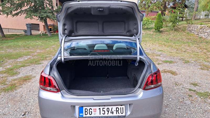 Peugeot 301 1.6 HDi Allure 100