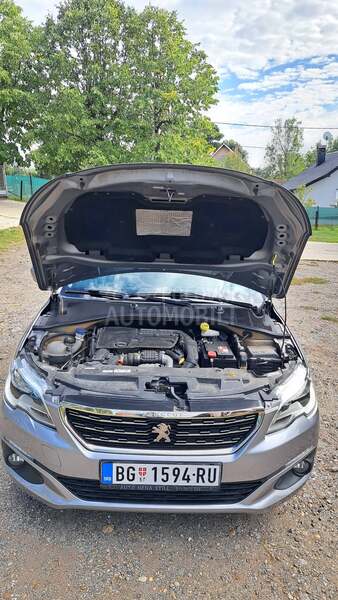 Peugeot 301 1.6 HDi Allure 100