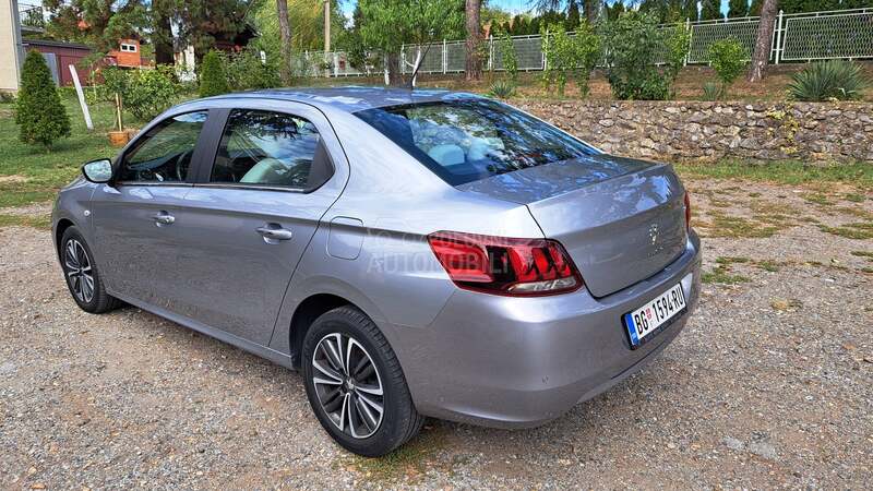Peugeot 301 1.6 HDi Allure 100