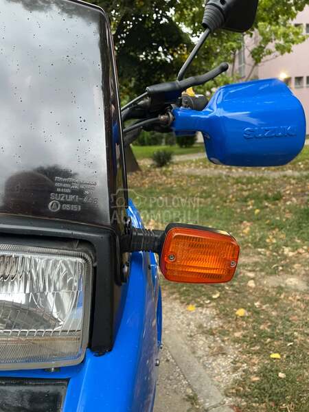 Suzuki DR 750 Big