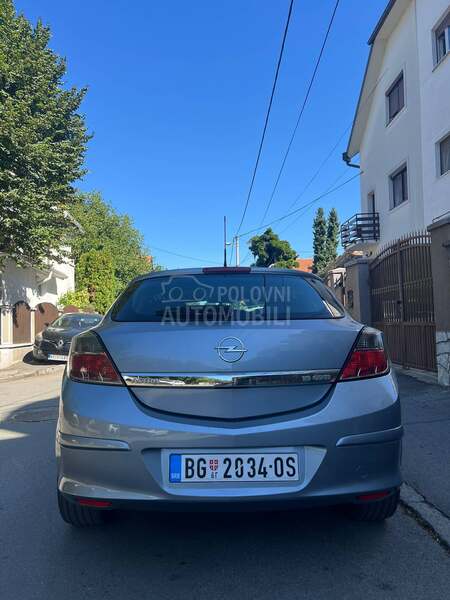 Opel Astra H gtc