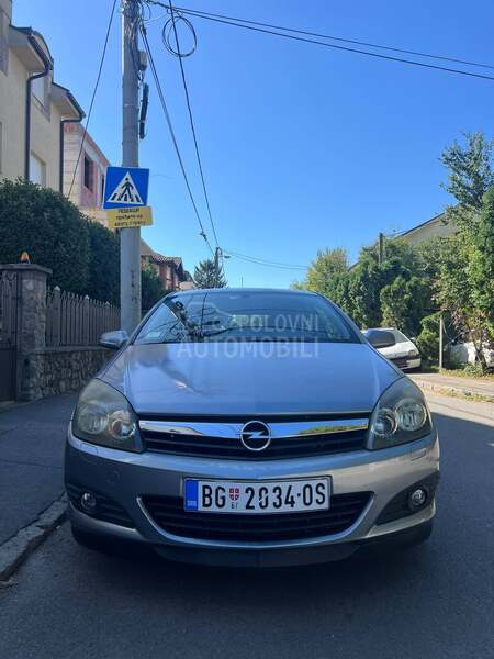 Opel Astra H gtc