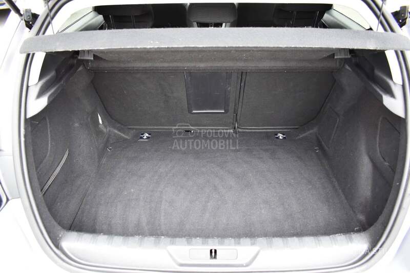 Peugeot 308 1.2 Active MT