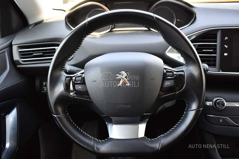 Peugeot 308 1.2 Active MT