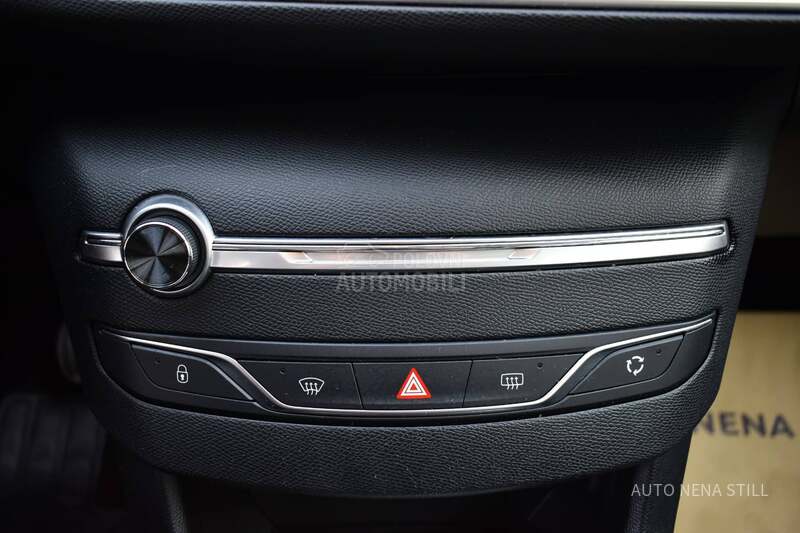 Peugeot 308 1.2 Active MT