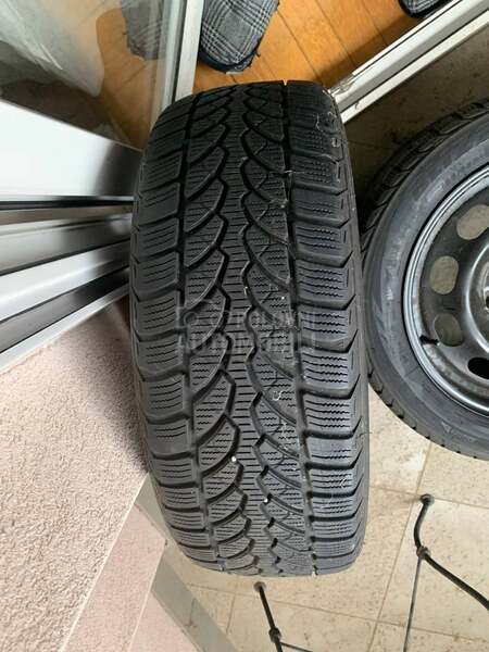 Bridgestone 195/55 R16 Zimska