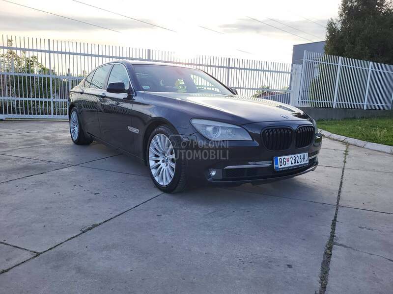 BMW 740 