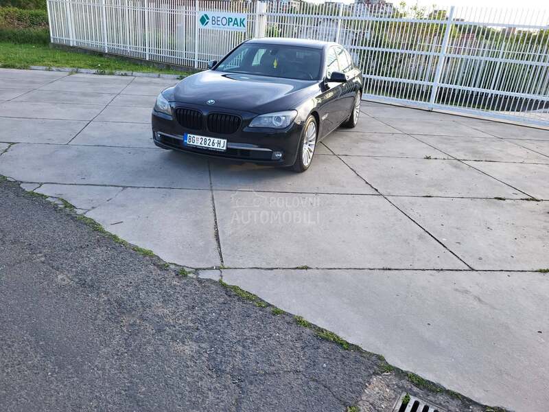 BMW 740 