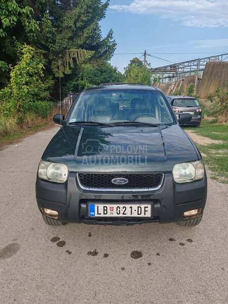 Ford Maverick 3.0i V6 4x4