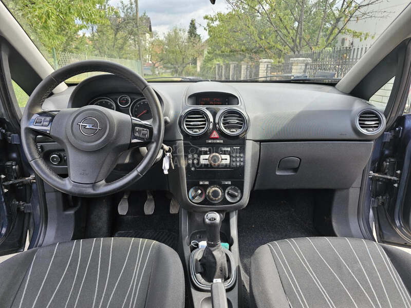 Opel Corsa D 1.2 LPG