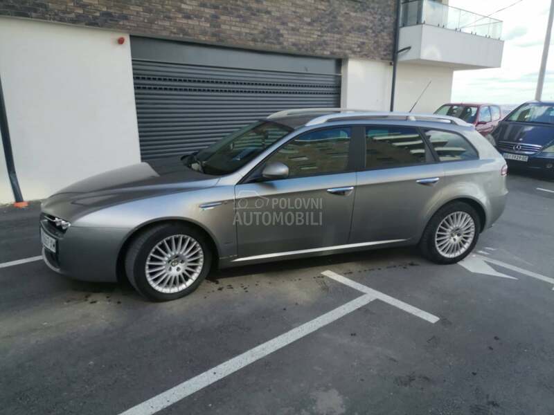 Alfa Romeo 159 giugiaro business