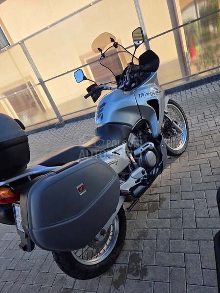 Honda Transalp 650