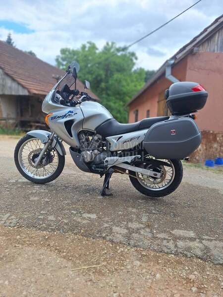 Honda Transalp 650