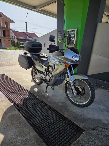 Honda Transalp 650