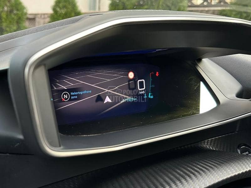 Peugeot 2008 1.5HDI/ALLURE/77000