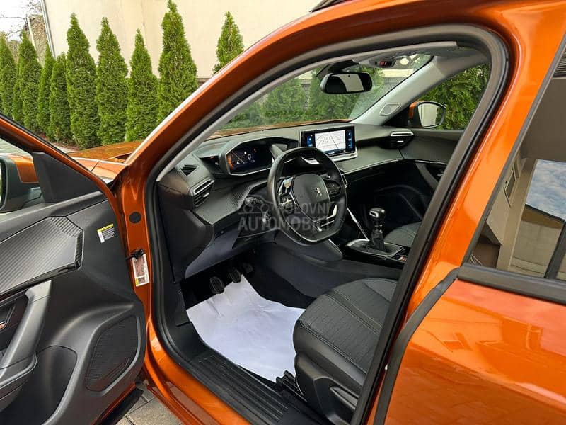 Peugeot 2008 1.5HDI/ALLURE/77000