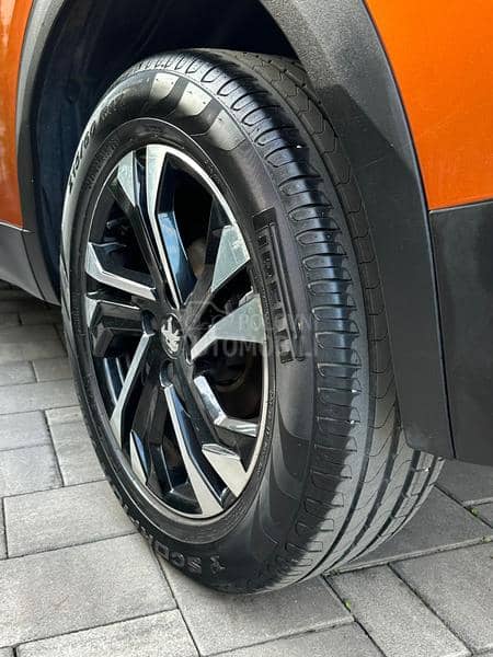 Peugeot 2008 1.5HDI/ALLURE/77000