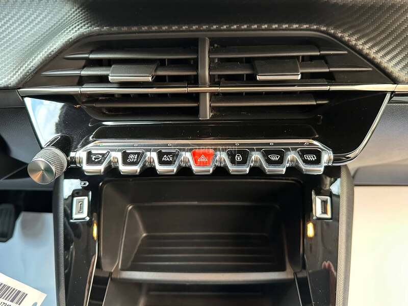 Peugeot 2008 1.5HDI/LED/N.A.V