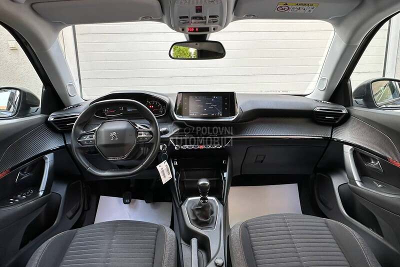 Peugeot 2008 1.5HDI/LED/N.A.V