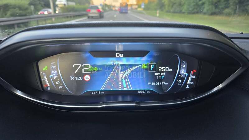 Peugeot 5008 1.5 HDI Allure