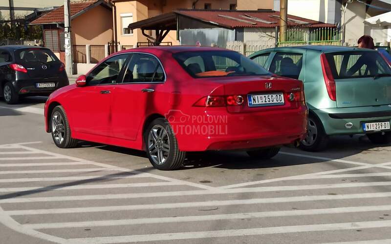 Honda Accord CL7 2.0 Sport