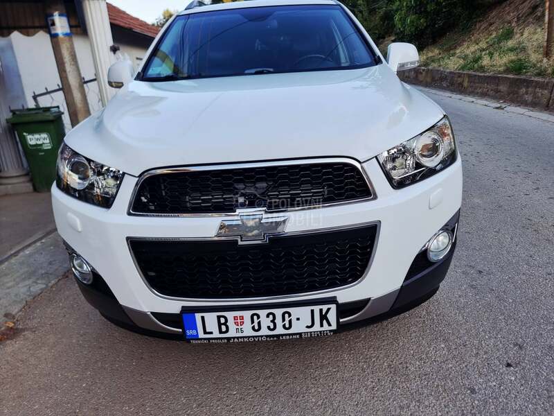 Chevrolet Captiva 4x4 restaling NOV