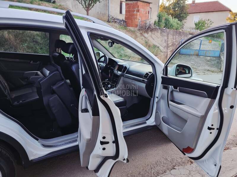 Chevrolet Captiva 4x4 restaling NOV