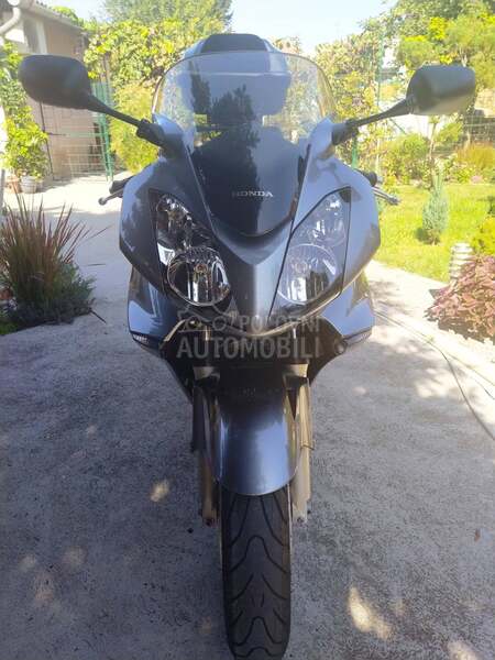 Honda VFR 800 RC 46 VTEC