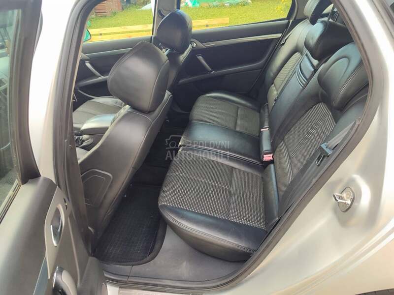Peugeot 407 SW 2.0 hdi