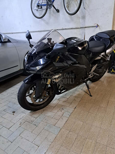 Kawasaki zx710R